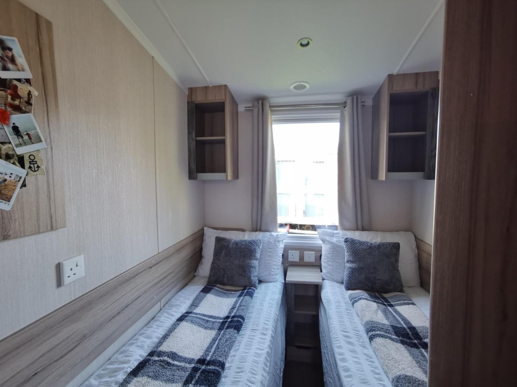 Golden Sands Beach Activities Sea Holiday Relax Mablethorpe Exteriör bild