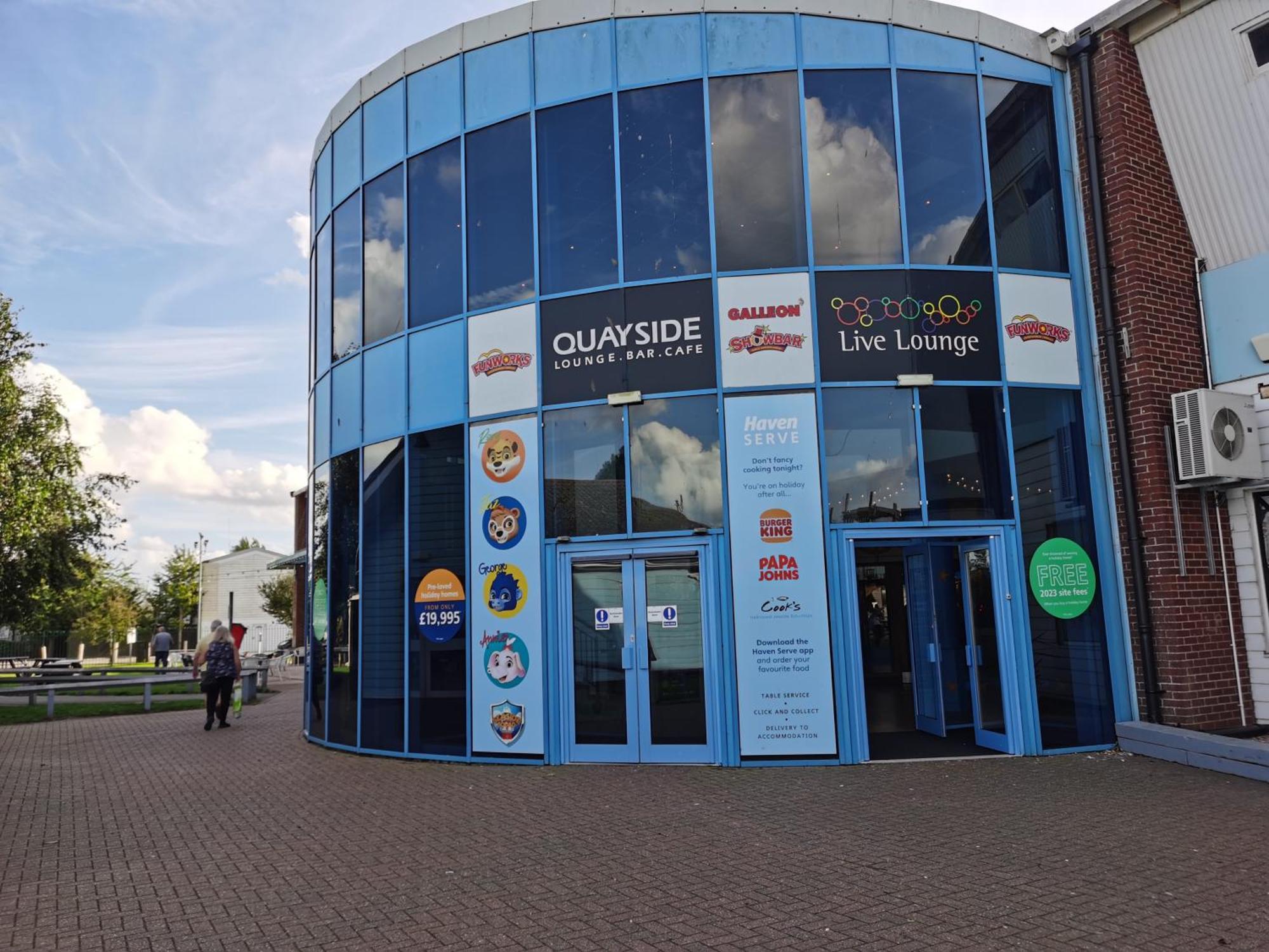 Golden Sands Beach Activities Sea Holiday Relax Mablethorpe Exteriör bild