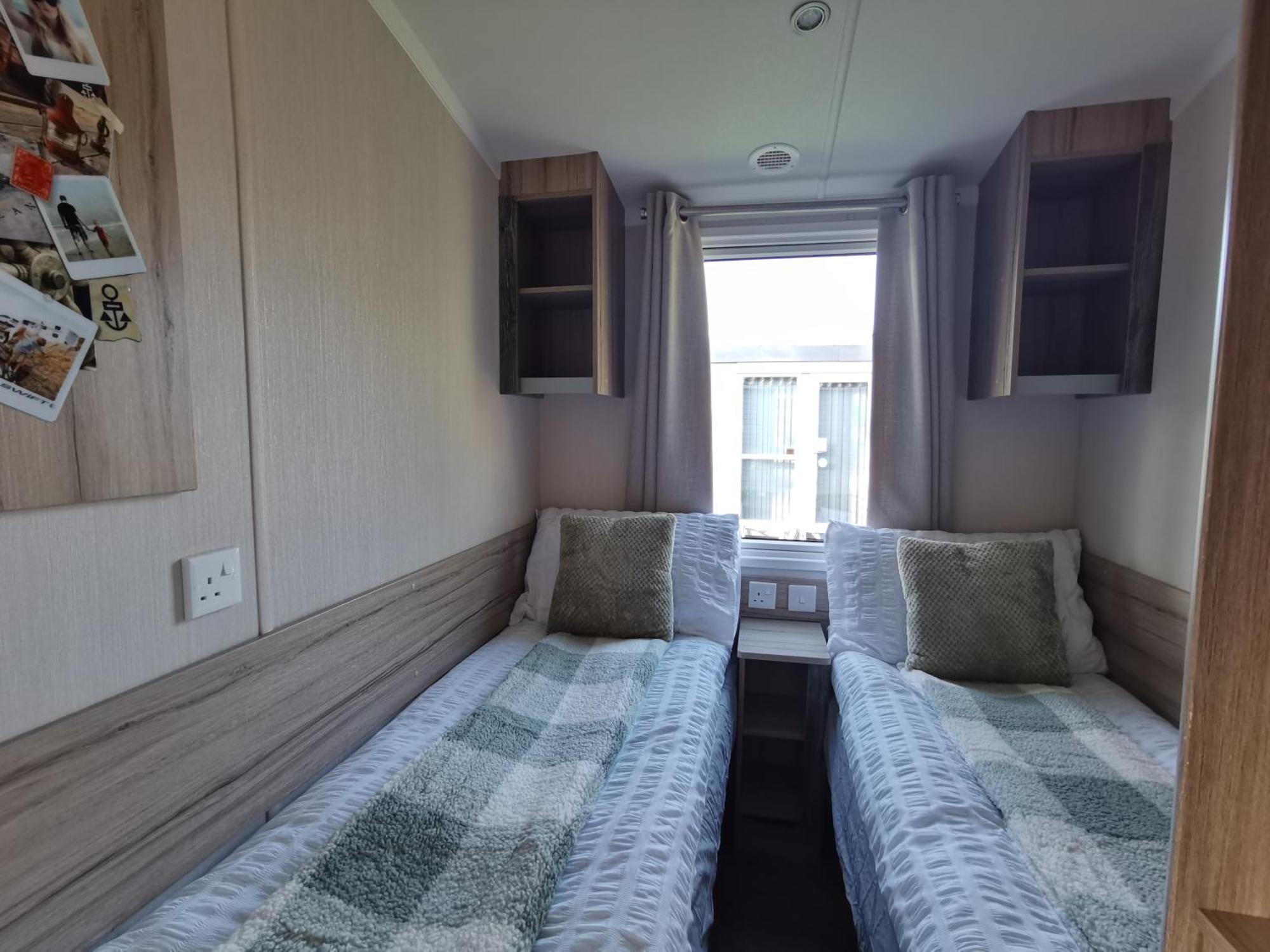 Golden Sands Beach Activities Sea Holiday Relax Mablethorpe Exteriör bild